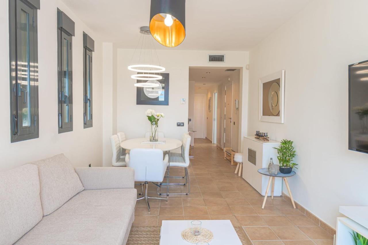Beautiful Two Bedroom Apartment In Alamar La Cala De Mijas Eksteriør billede